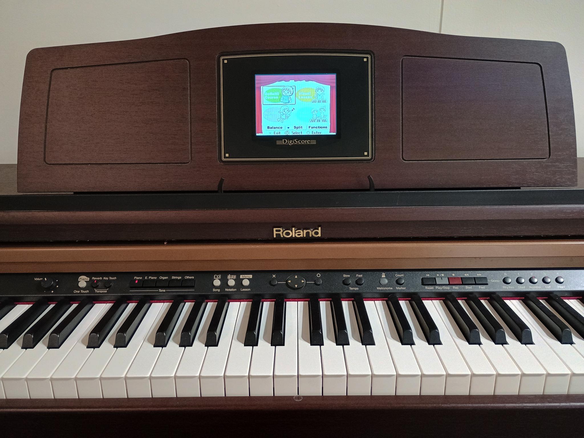 Pre Owned Roland HPi6 Digital Piano