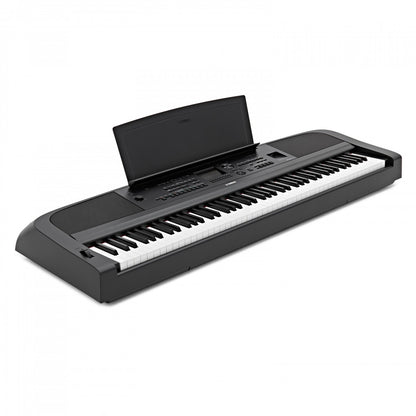 Yamaha DGX670 Digital Piano in Black