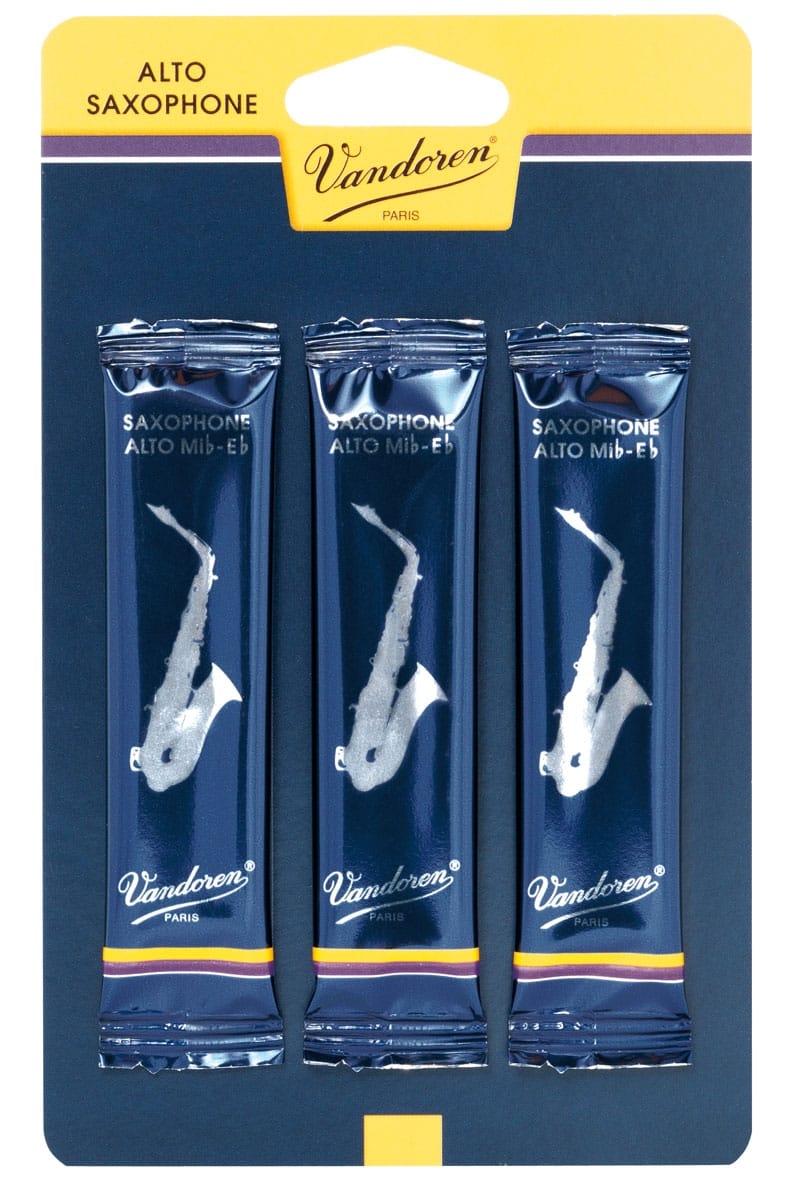 Vandoren Alto Sax Reeds 2.5 Traditional (3 Pack).